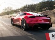 Elon Musk klaim Tesla Roadster bisa terbang