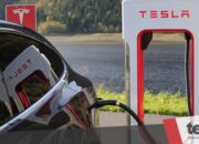 Tesla dituntut gara-gara kecelakaan Autopilot